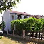 In - Istrien 8608 Apartment