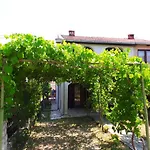 In - Istrien 8608 Apartamento *